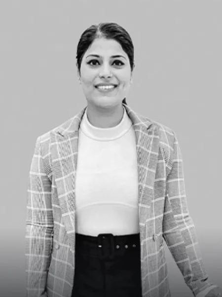 Dr. Aayushi Narang -  Dentally