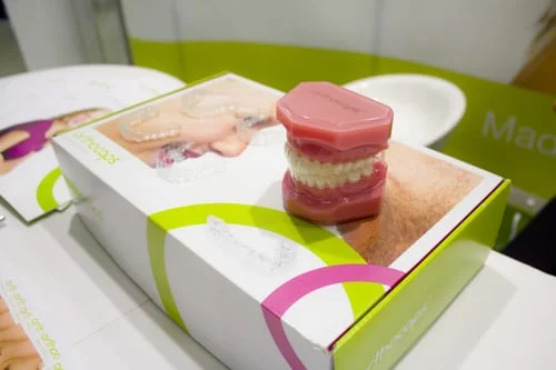 Dental Implants: Aware of 4 Early Complications -  Dentally
