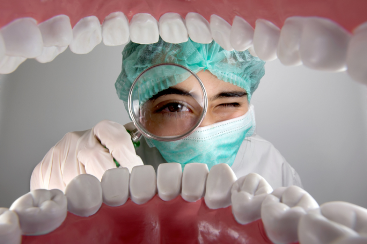 The Role of a Dentist in Maintaining Your Oral Health