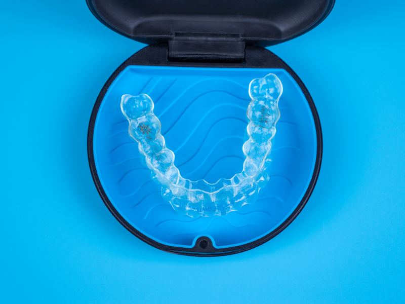 Navigating Invisalign Addressing Pain and Discomfort with Comfort and Confidence