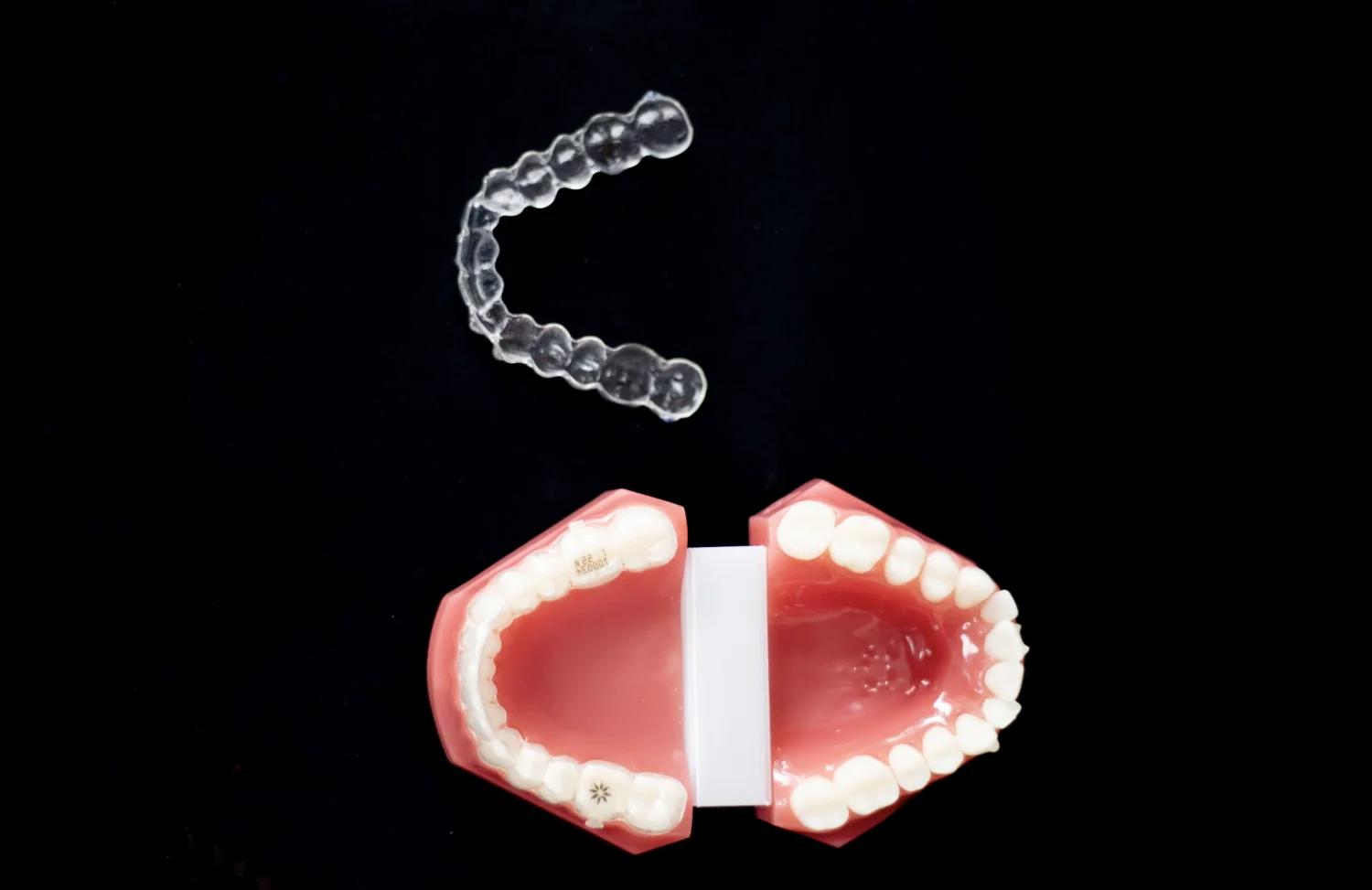 How to Fix an Asymmetrical Smile: Comprehensive Treatment Options -  Dentally
