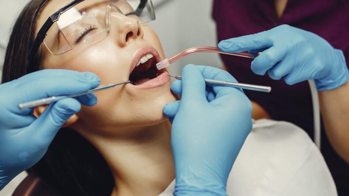 How Teeth Deep Cleaning Prevents Severe Gum Disease