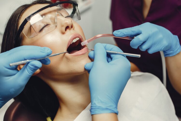 How Teeth Deep Cleaning Prevents Severe Gum Disease