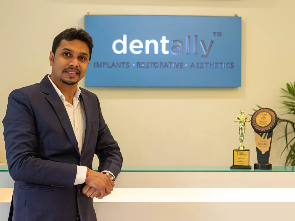 Dr. Shashi Bhushan – Maxillofacial Prosthodontist, Implantologist & Aesthetic Dental Expert in Delhi, India